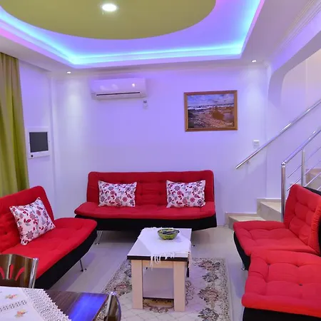 Ξενοδοχείο με διαμερίσματα Letoon Apart 3*